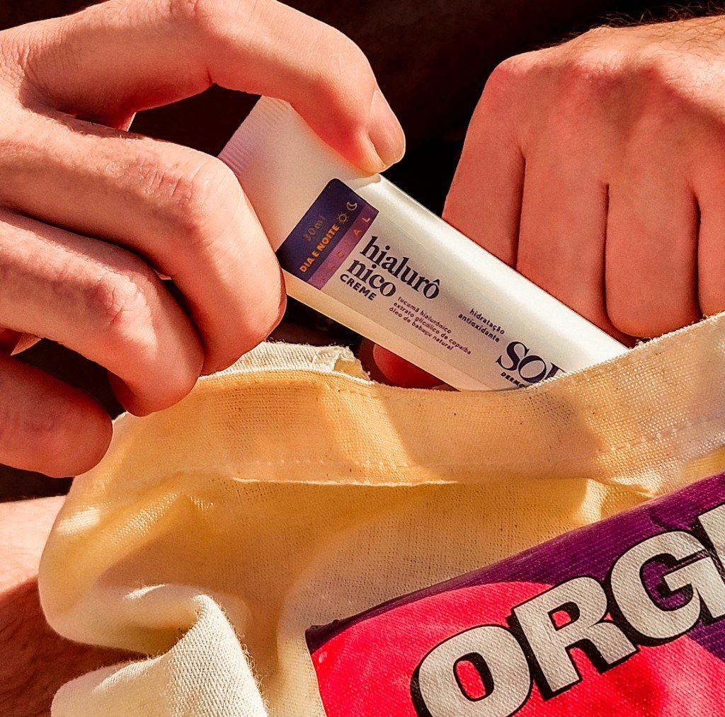 Kit viagem perfeito: por que o skincare não pode ficar de fora da sua mala